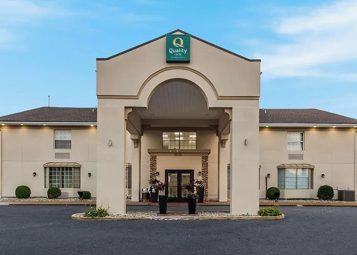 Quality Inn Saint Louis Airport Woodson Terrace